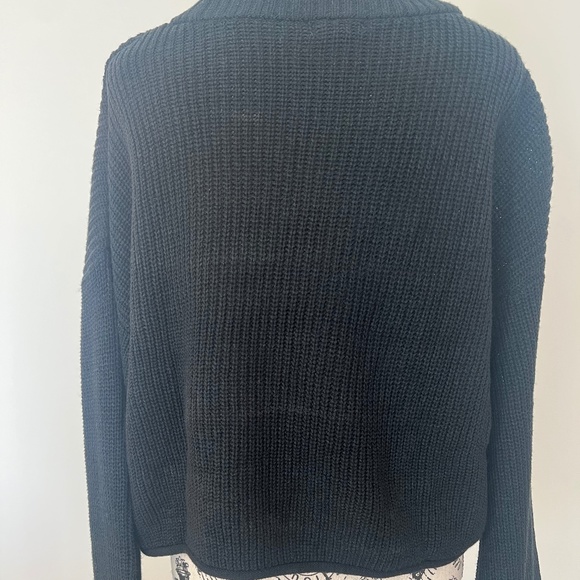 Sweater - Picture 2 of 2